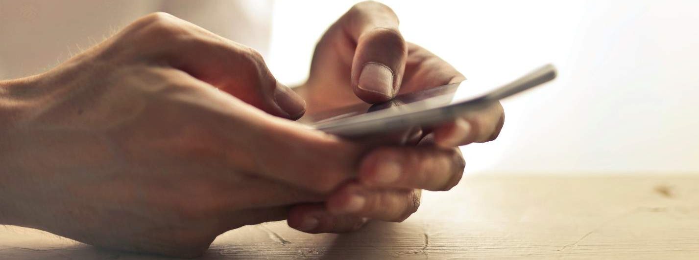 सपने में मोबाइल देखना - (sapne me mobile dekhna) सपने में मोबाइल को देखते हुए